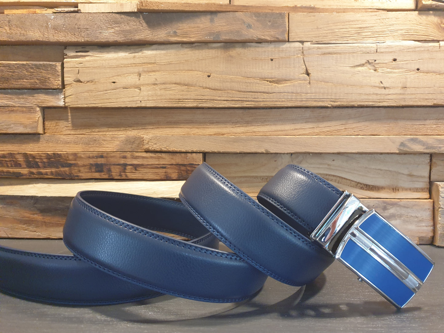 WooDuck Lederen riem met Automatische gesp  - Model 3 - blauw