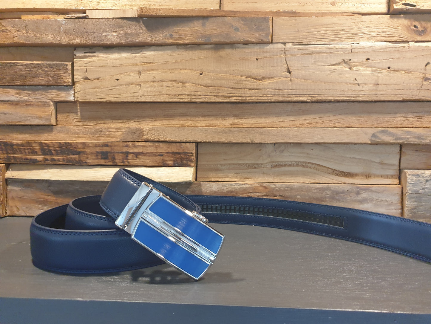 WooDuck Lederen riem met Automatische gesp  - Model 3 - blauw